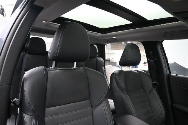 Used 2025 Mitsubishi Outlander SE AWD/4WD image 30