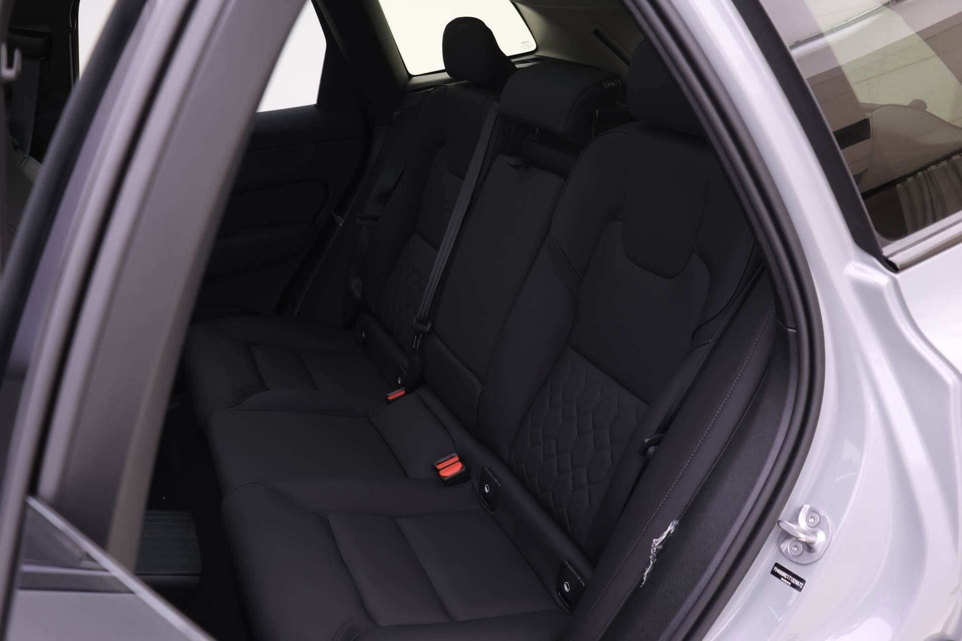 New 2026 Volvo XC60 T8 Plus w/ Protection Package Premier image 11