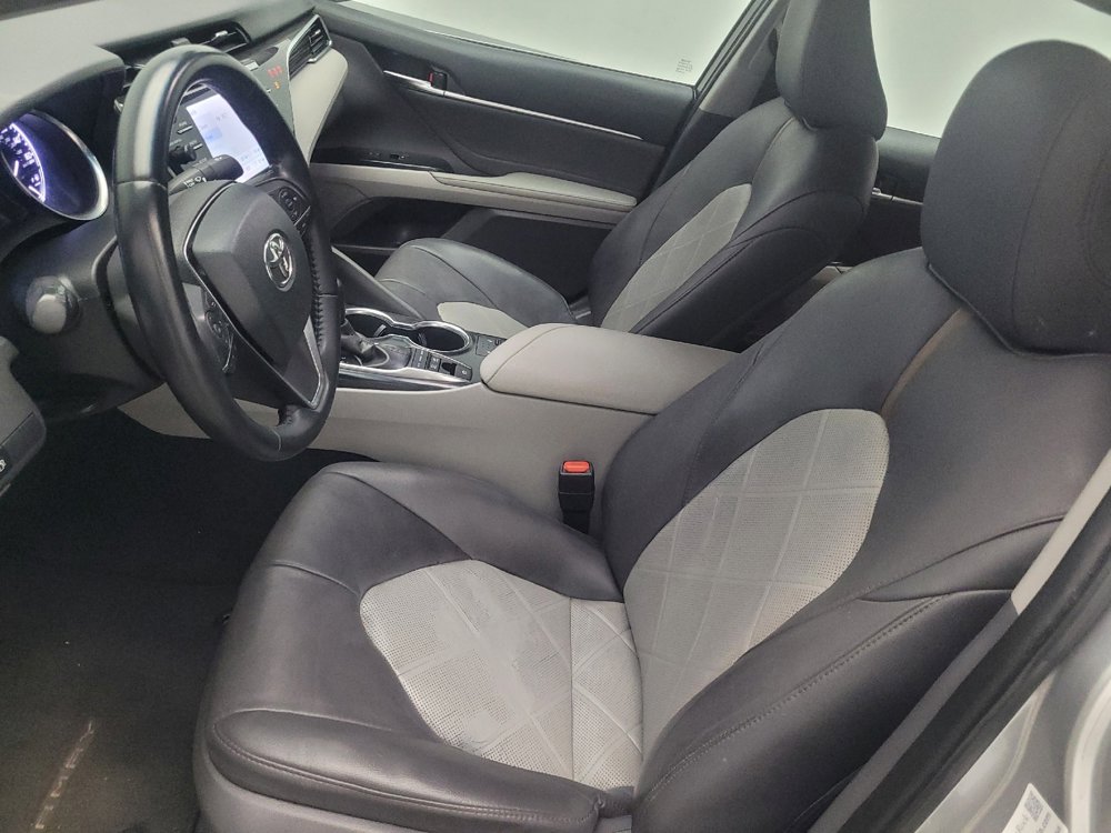 Used 2018 Toyota Camry XLE w/ Audio Package FWD image 17
