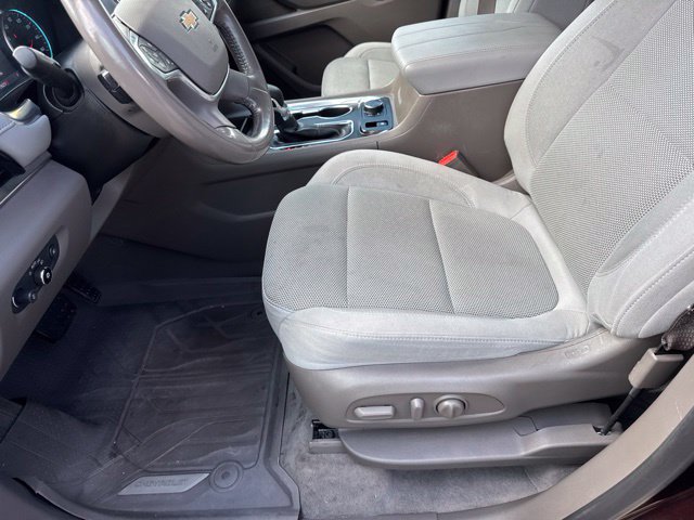 Used 2021 Chevrolet Traverse LT FWD image 18