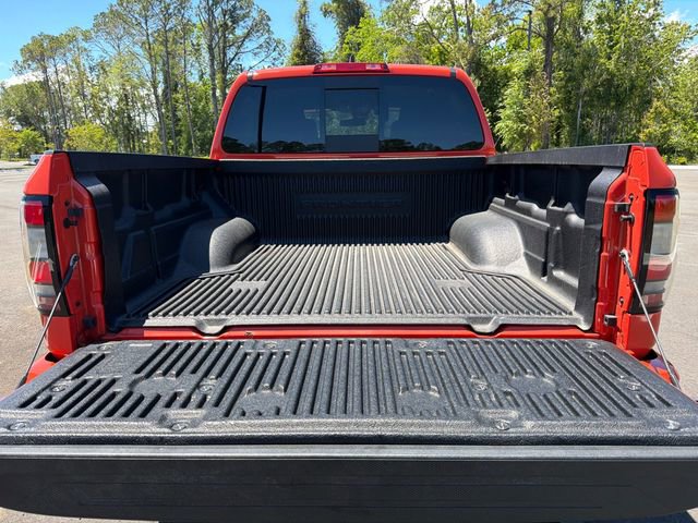 Used 2025 Nissan Frontier PRO-4X AWD/4WD image 13