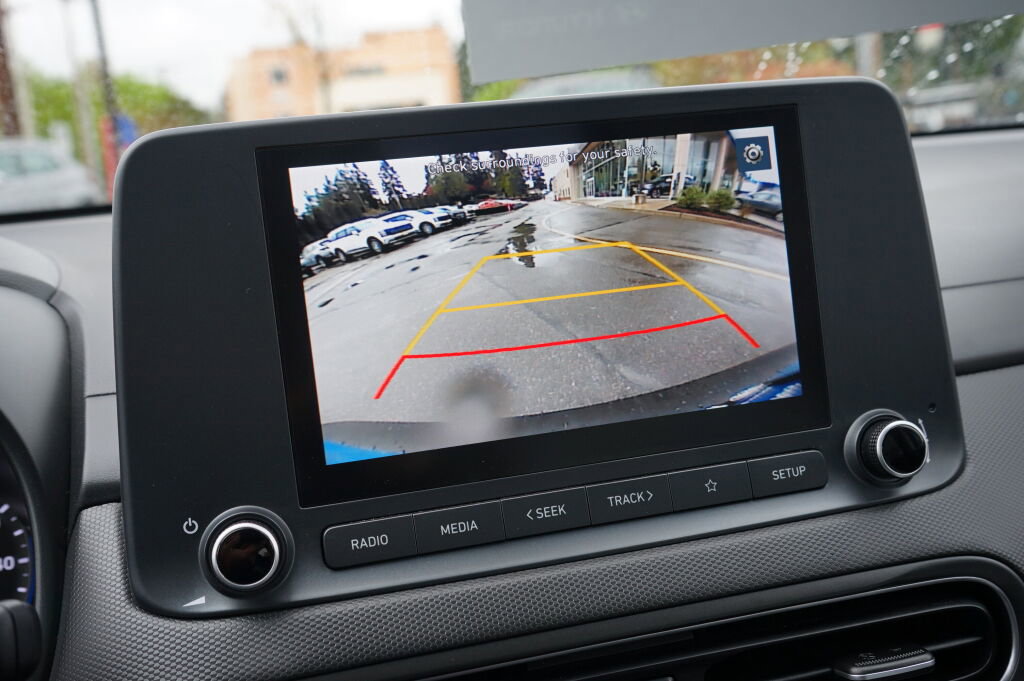 Certified 2023 Hyundai Kona SEL AWD/4WD image 27