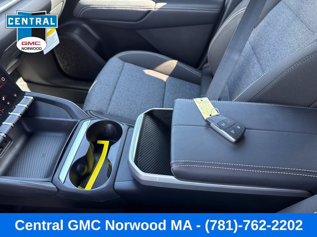 New 2027 GMC Terrain Elevation w/ Technology Package II AWD/4WD image 20