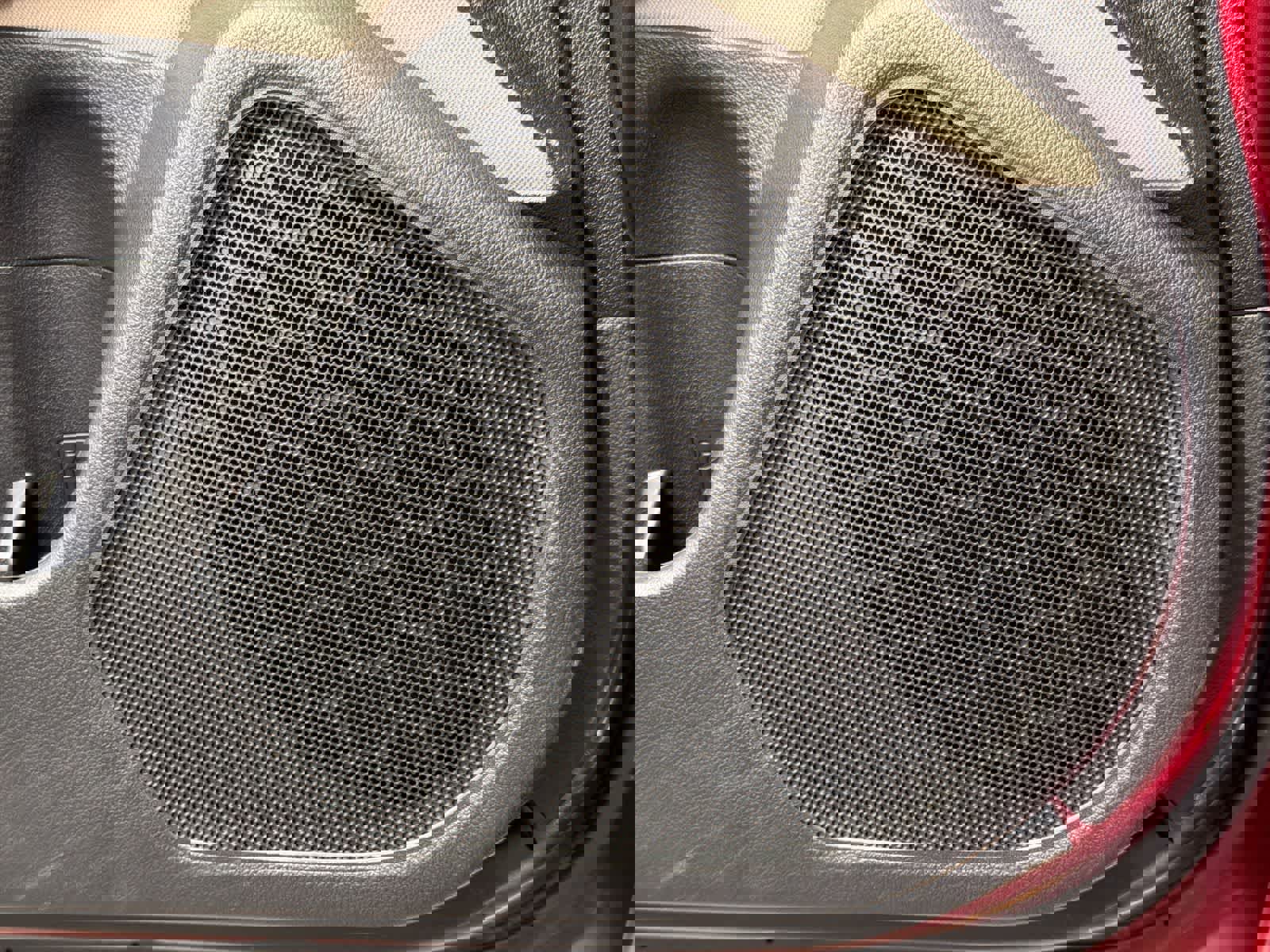 Used 2018 Subaru Outback 2.5i Premium image 32