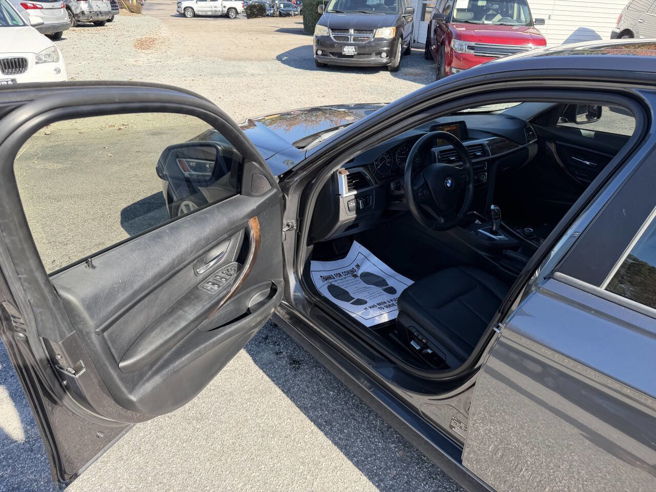 Used 2016 BMW 320i xDrive Sedan image 11