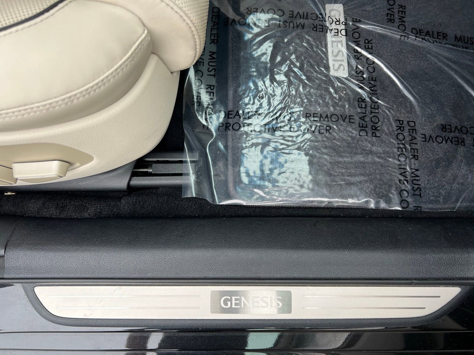 Used 2019 Genesis G90 5.0 Ultimate image 61