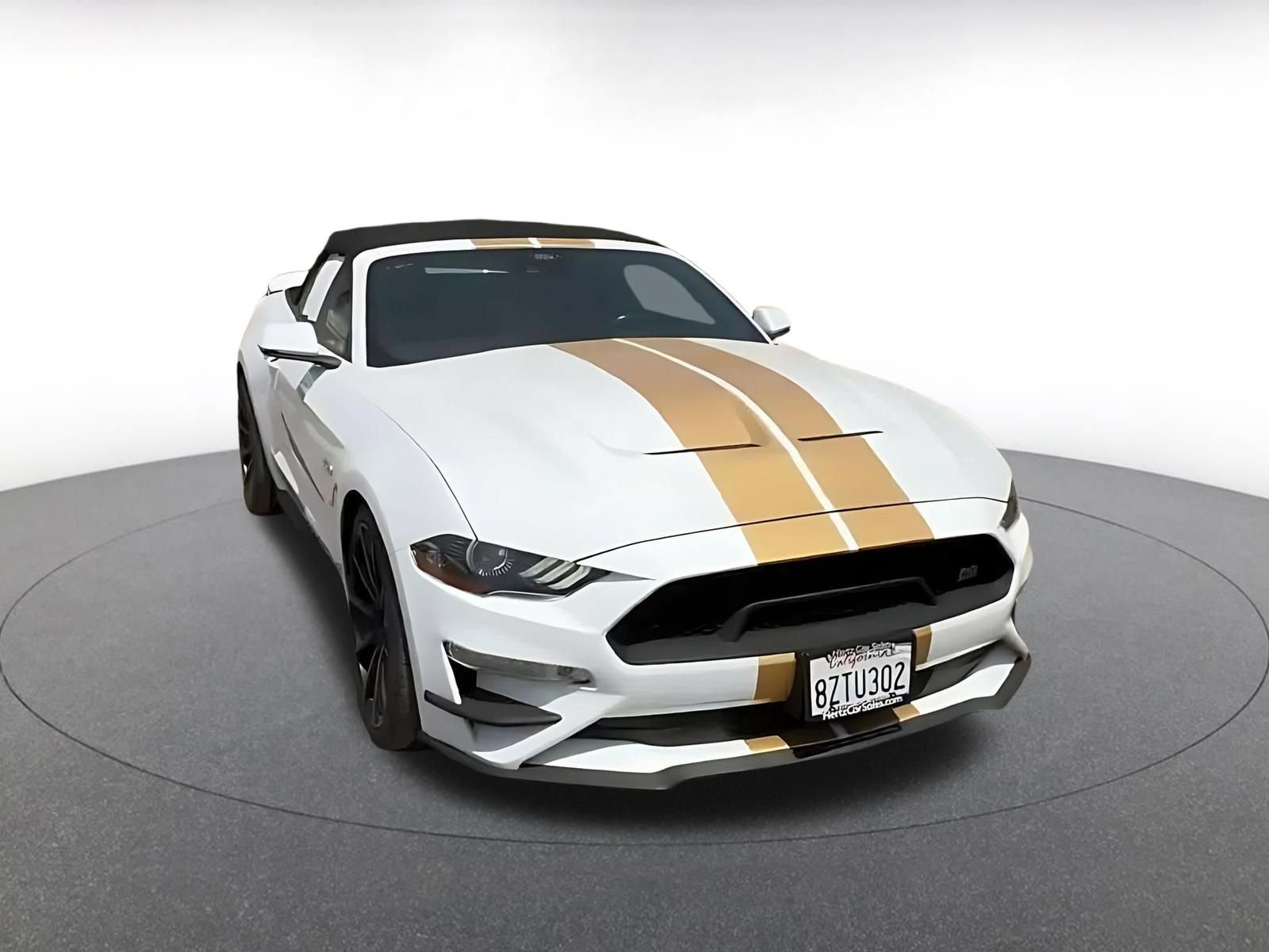 Used 2022 Ford Mustang GT Premium w/ GT Performance Package RWD image 3