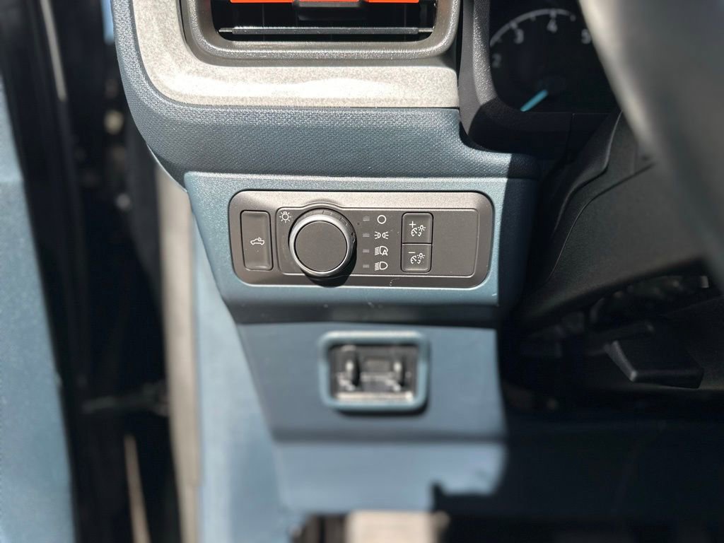 Used 2022 Ford Maverick XLT w/ Equipment Group 300A Standard image 27