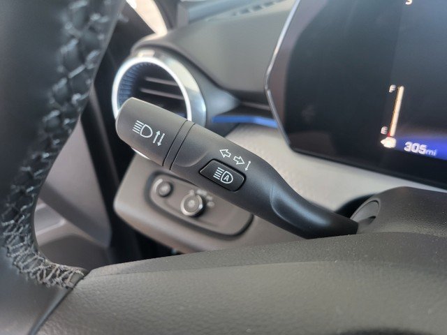 New 2026 Chevrolet Trax LT w/ Sunroof Package FWD image 21