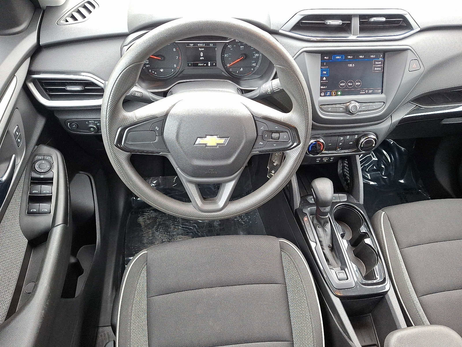 Used 2021 Chevrolet TrailBlazer LS image 11