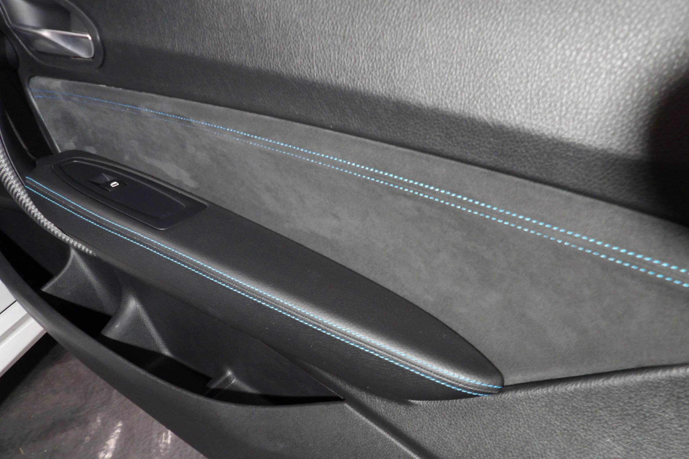 Used 2017 BMW M2 RWD image 16