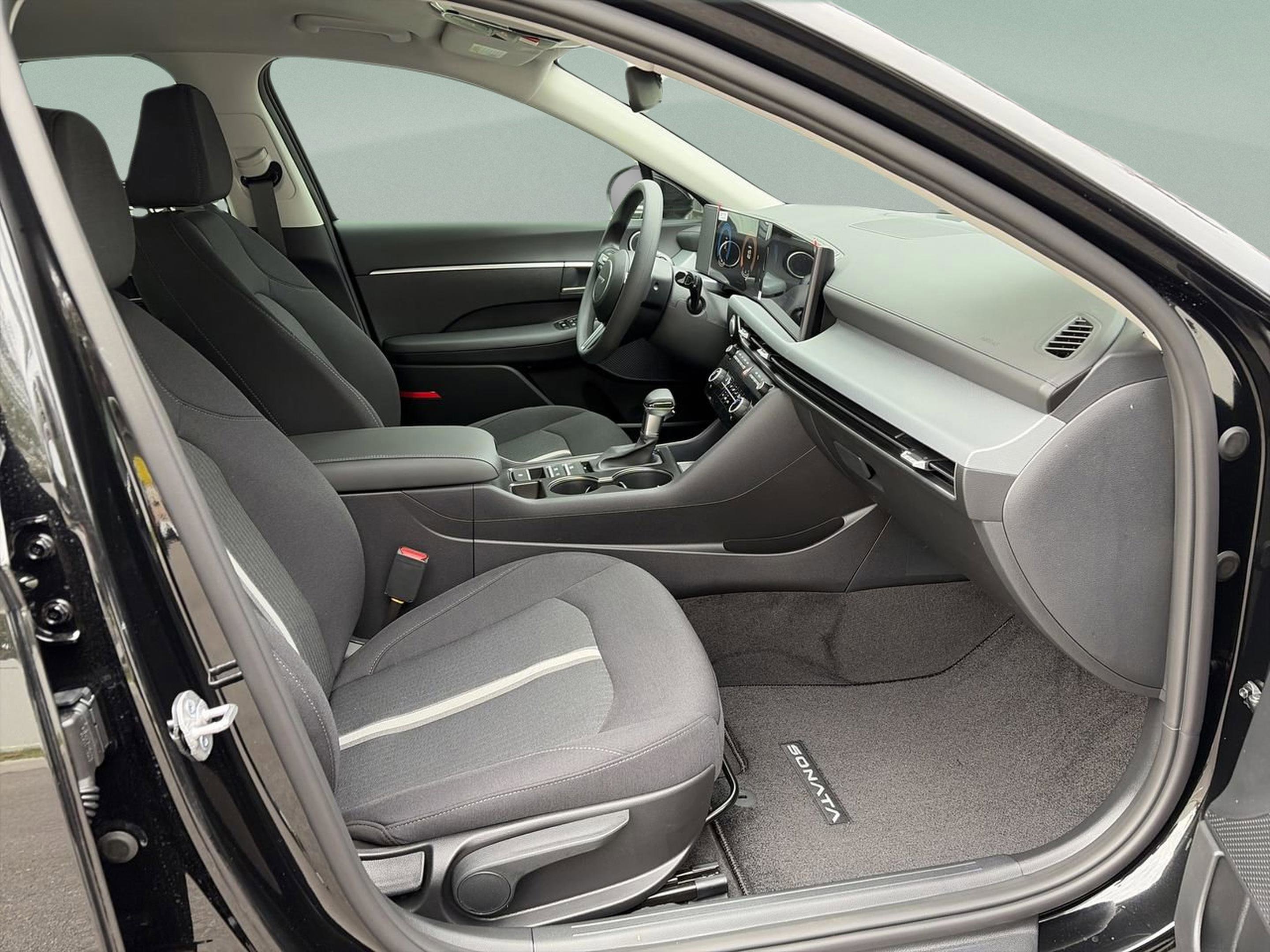 New 2026 Hyundai Sonata SE image 19