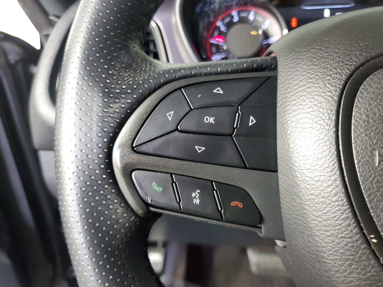 Used 2018 Dodge Challenger SXT w/ Blacktop Package RWD image 25