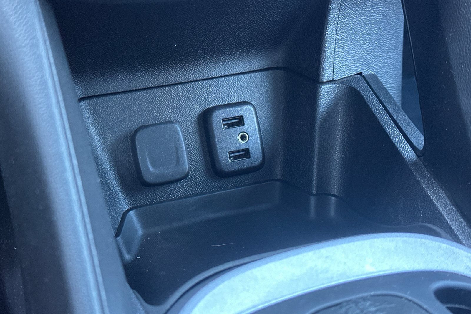 Used 2018 Chevrolet Volt LT FWD image 32
