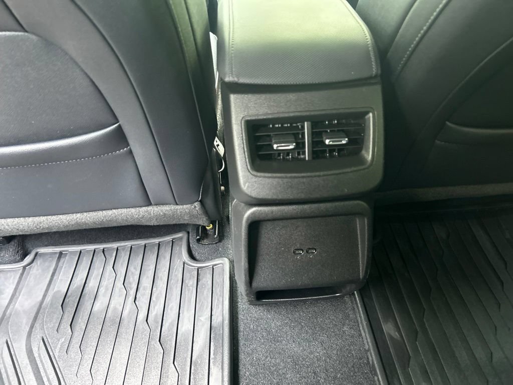 Used 2025 Chevrolet Equinox EV RS FWD image 30