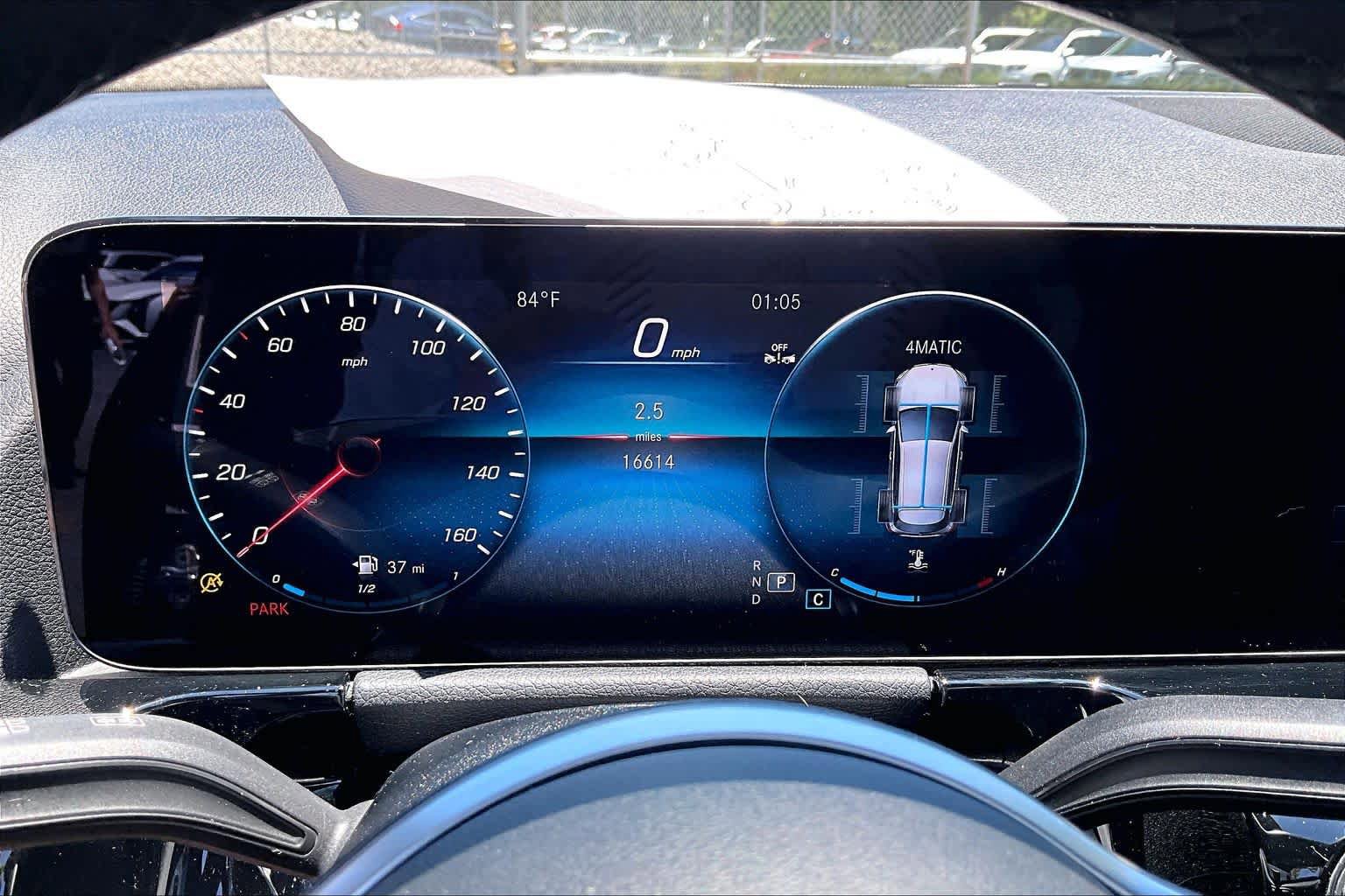 Used 2023 Mercedes-Benz GLA 250 4MATIC w/ Premium Package image 26