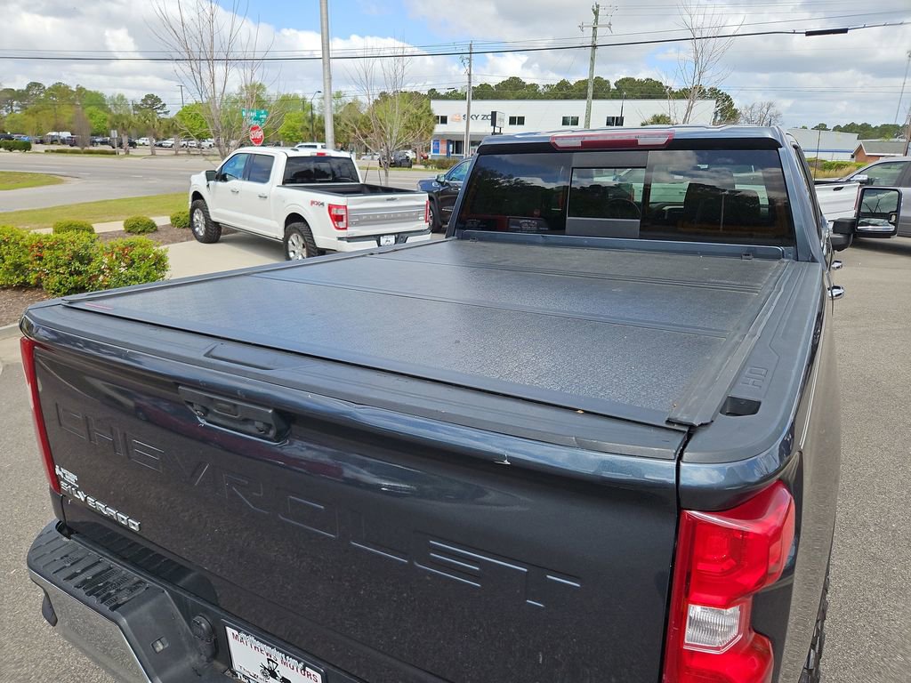 Used 2020 Chevrolet Silverado 2500 LTZ w/ LTZ Convenience Package image 34