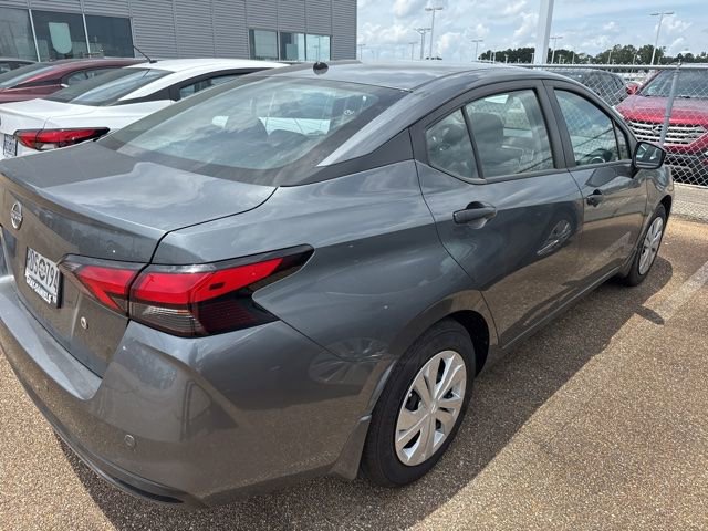 Certified 2025 Nissan Versa S w/ Trunk Package FWD image 4