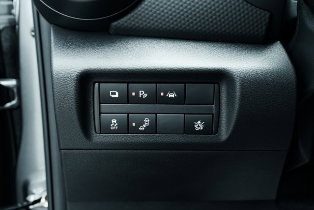 New 2025 Nissan Kicks Play S image 17