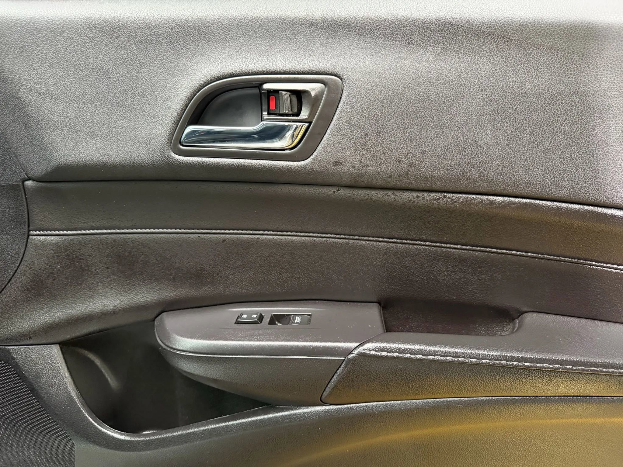 Used 2014 Acura ILX w/ Technology Package image 15