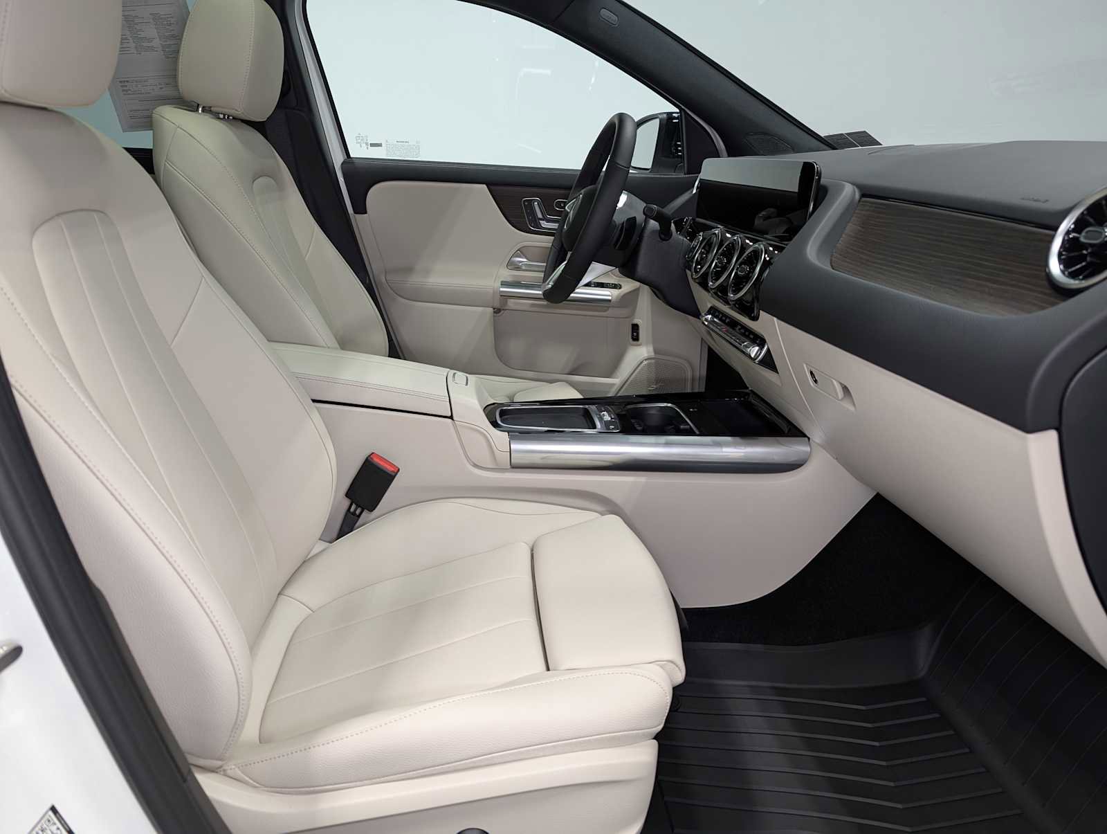 Certified 2026 Mercedes-Benz GLA 250 GLA 250 image 38