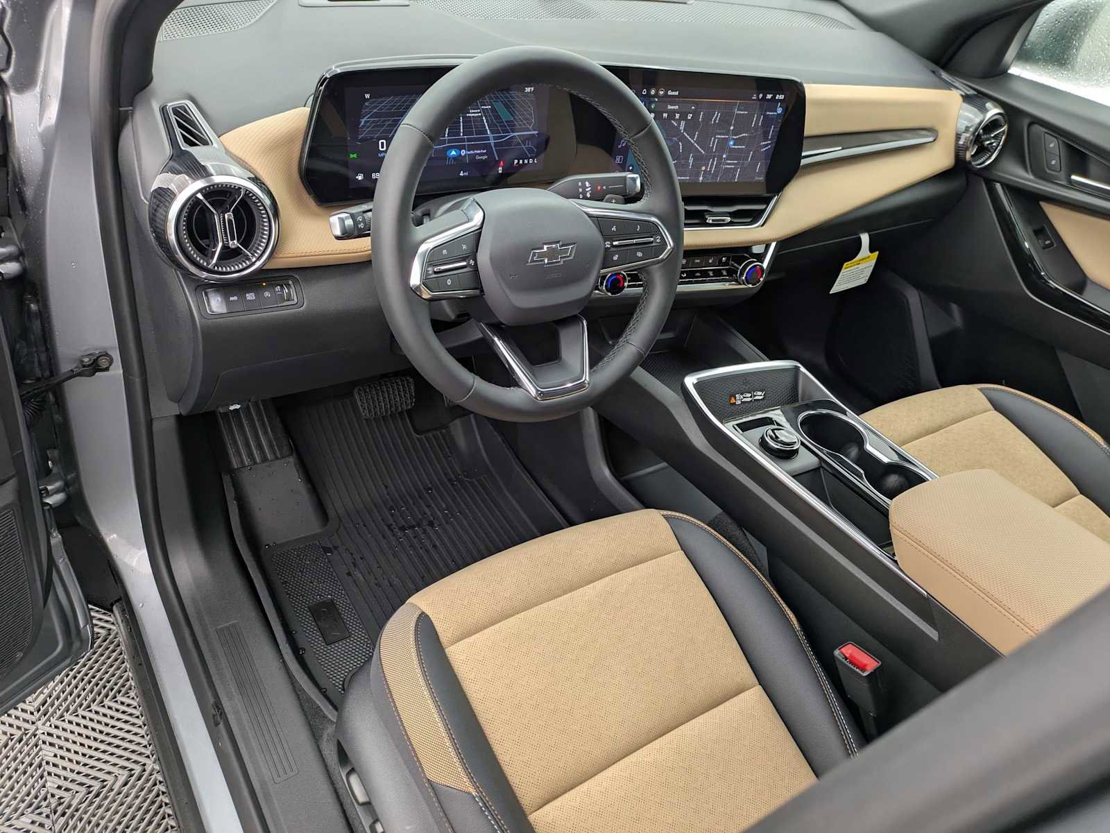 New 2026 Chevrolet Equinox ACTIV w/ Convenience Package III image 2