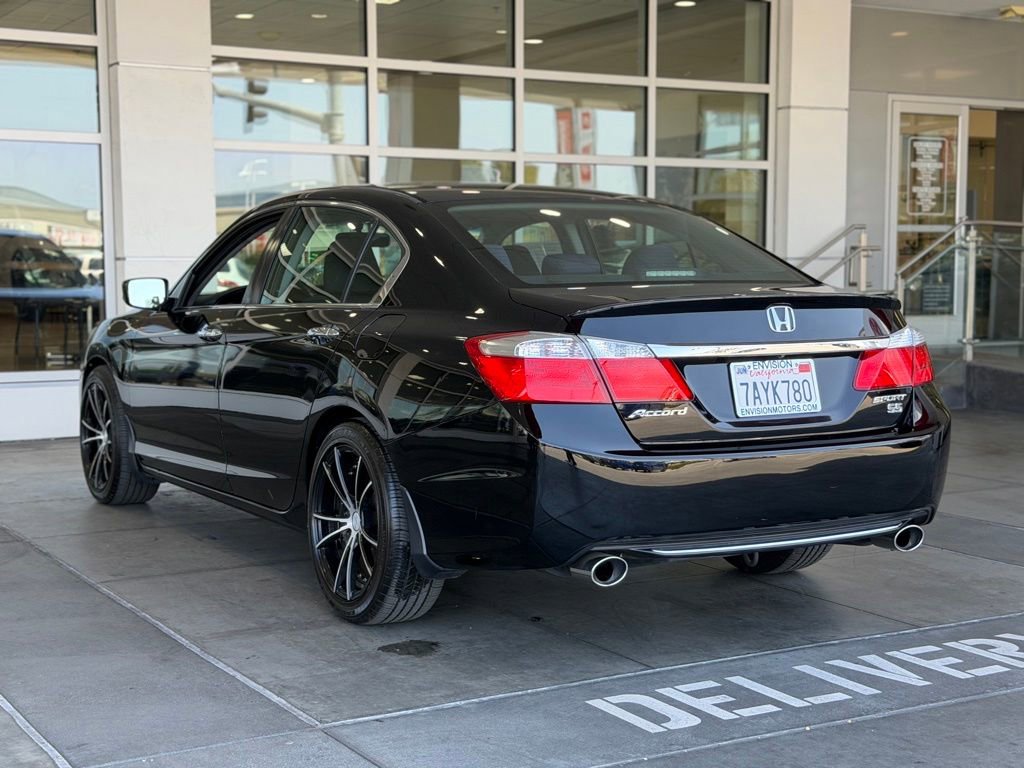 Used 2013 Honda Accord Sport image 9