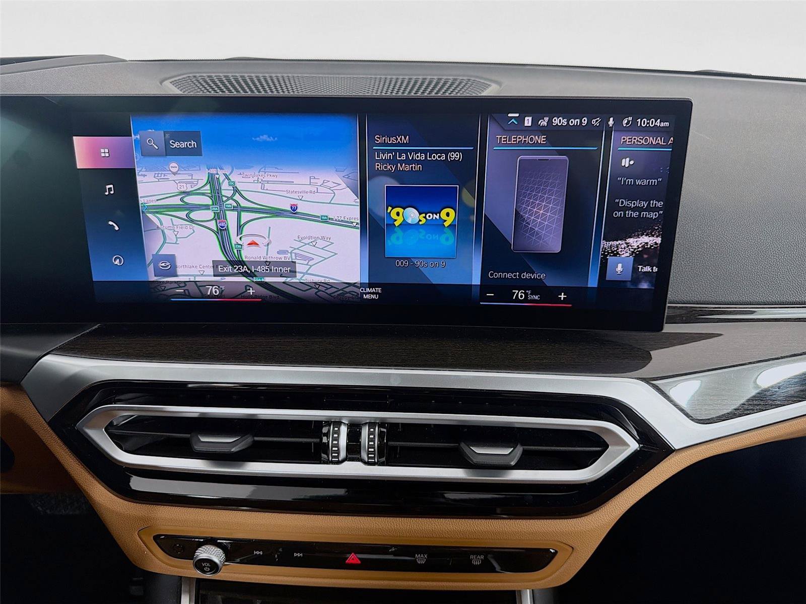 Used 2024 BMW 330i Sedan w/ Premium Package RWD image 17