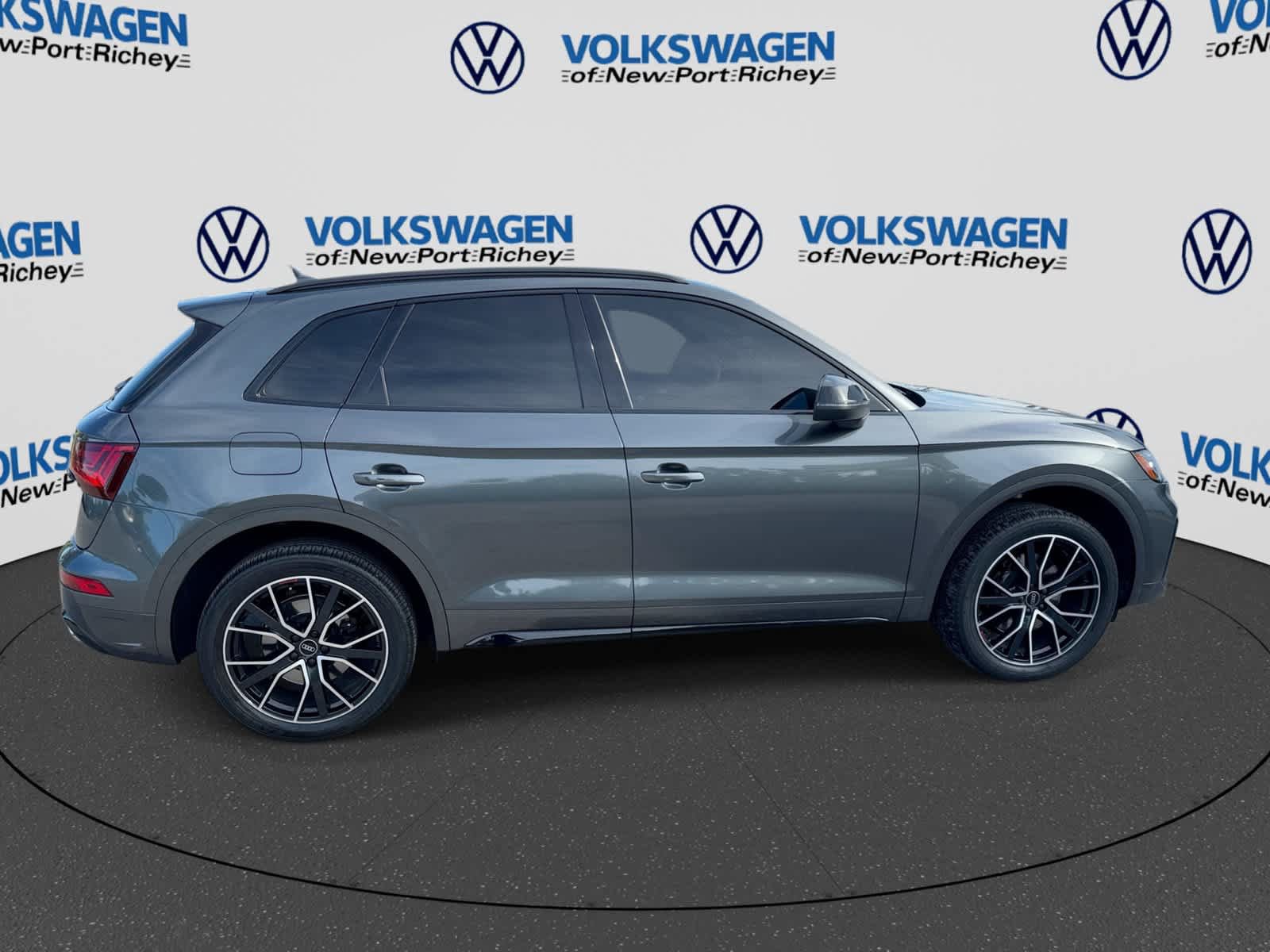 Used 2023 Audi SQ5 Premium Plus w/ Premium Plus Package AWD/4WD image 15