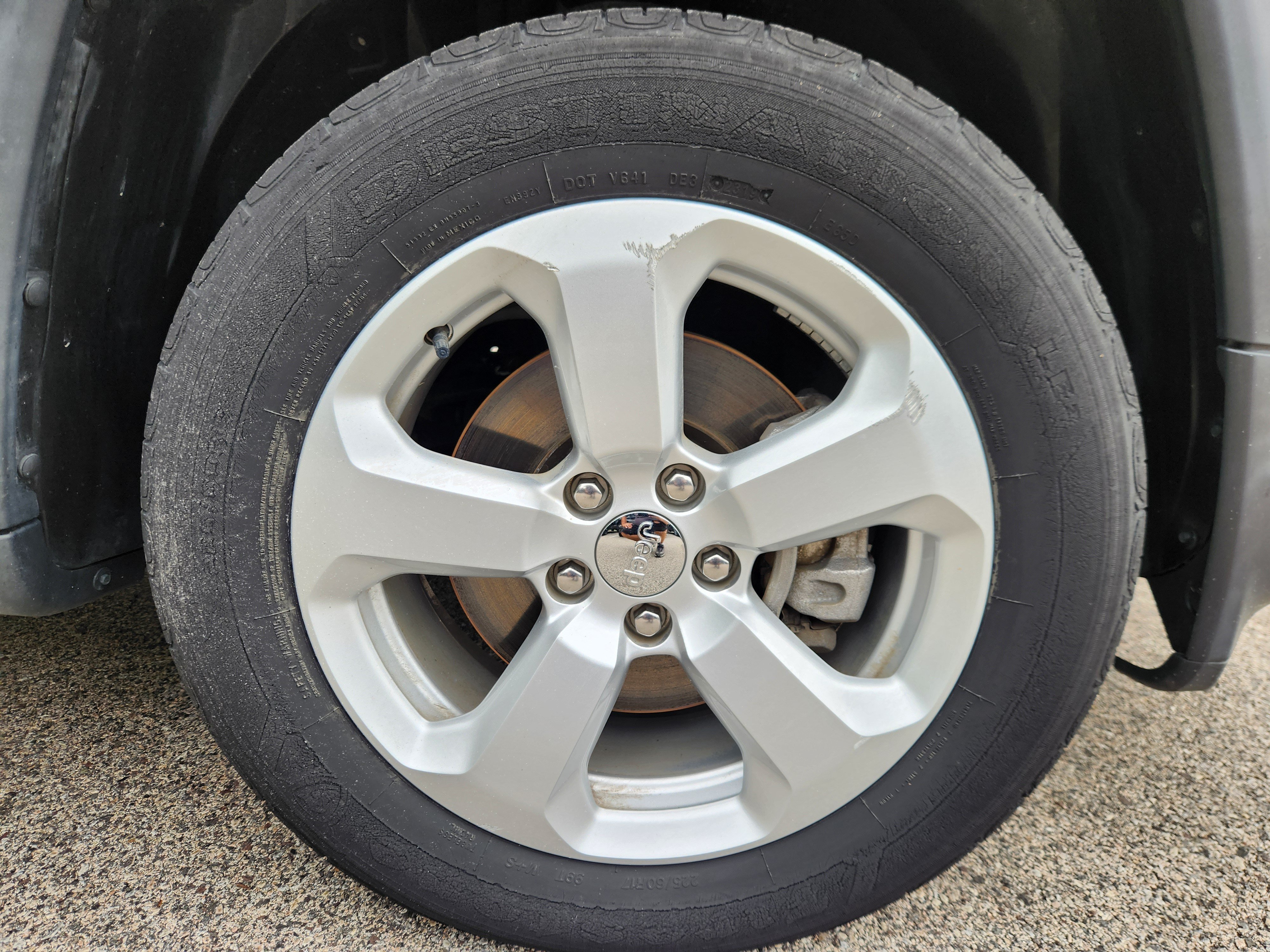 Used 2019 Jeep Compass Latitude AWD/4WD image 19
