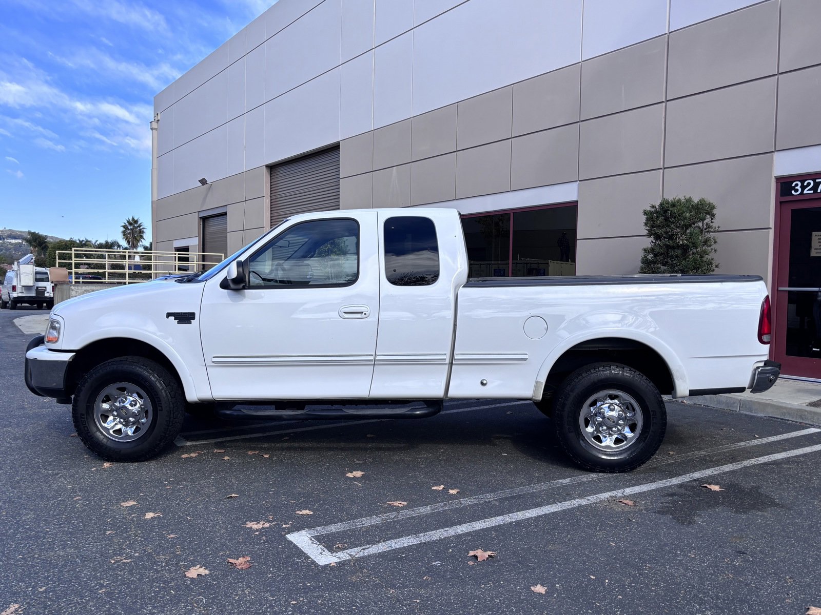 Used 1998 Ford F250 4x4 SuperCab image 2