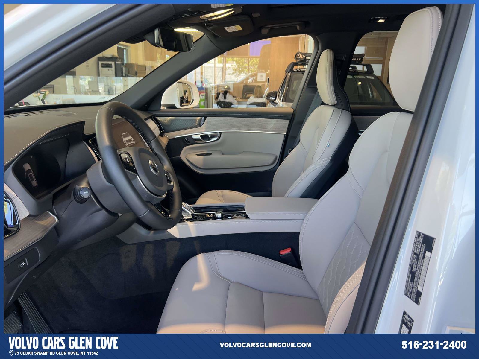 Used 2026 Volvo XC90 B6 Plus w/ Protection Package Premier AWD/4WD image 16