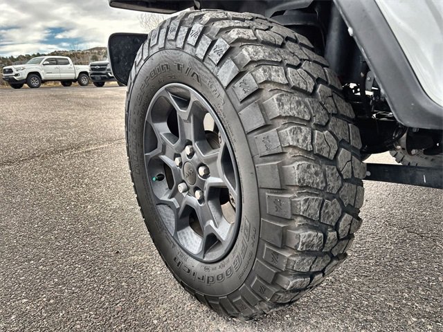 Used 2023 Jeep Gladiator Willys image 26