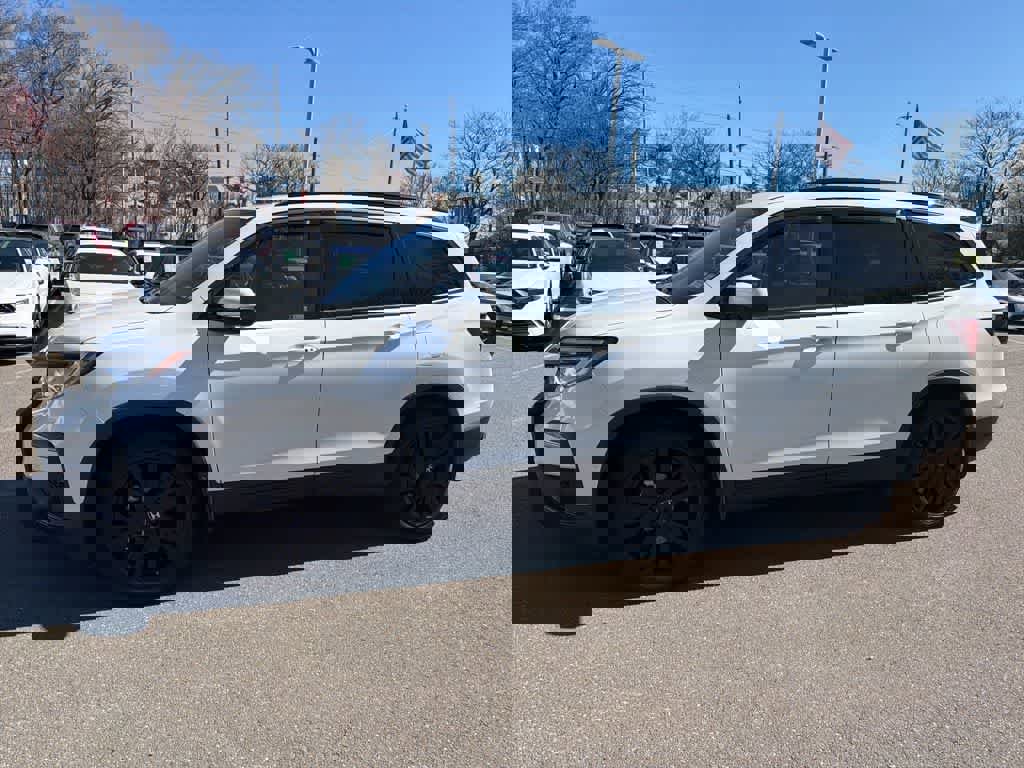 Used 2022 Honda Pilot Black Edition image 3