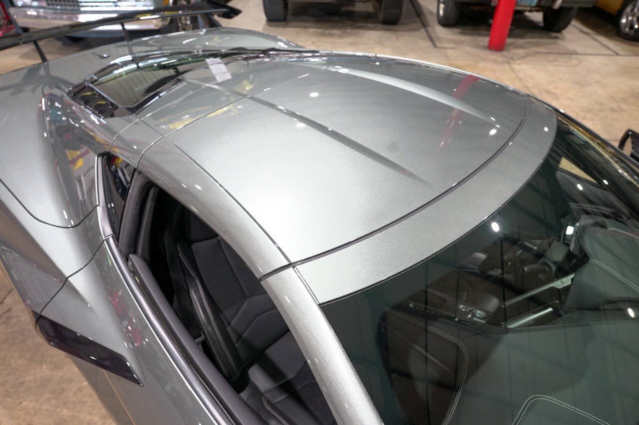 Used 2022 Chevrolet Corvette Stingray Coupe w/ 1LT RWD image 19