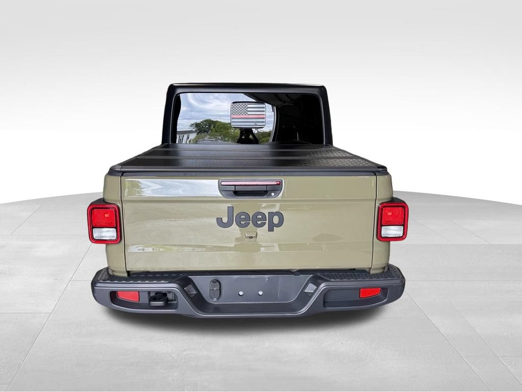 Certified 2025 Jeep Gladiator Sport AWD/4WD image 36