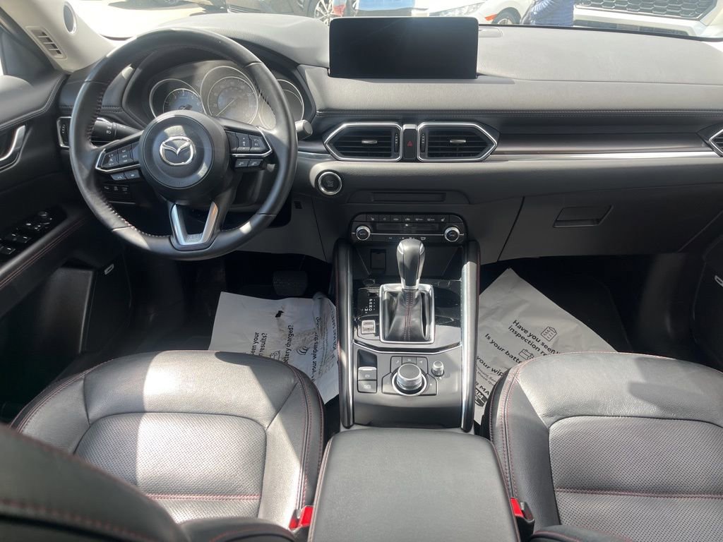 Used 2025 MAZDA CX-5 Carbon Edition image 17