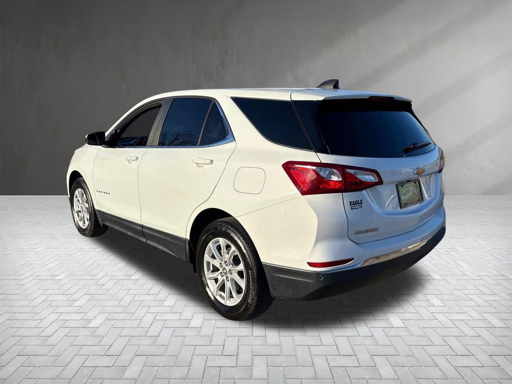 Used 2021 Chevrolet Equinox LT w/ Driver Convenience Package image 3