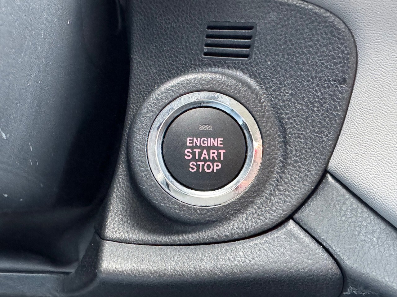 Certified 2025 Subaru Outback Premium w/ Popular Package #1A image 25