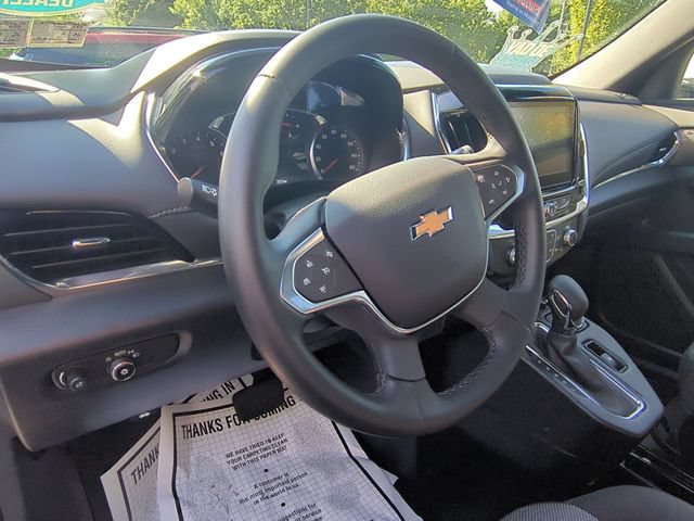 Used 2023 Chevrolet Traverse LT FWD image 12