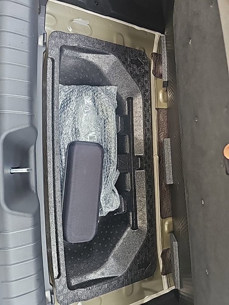 New 2025 Hyundai Ioniq 6 Limited image 40