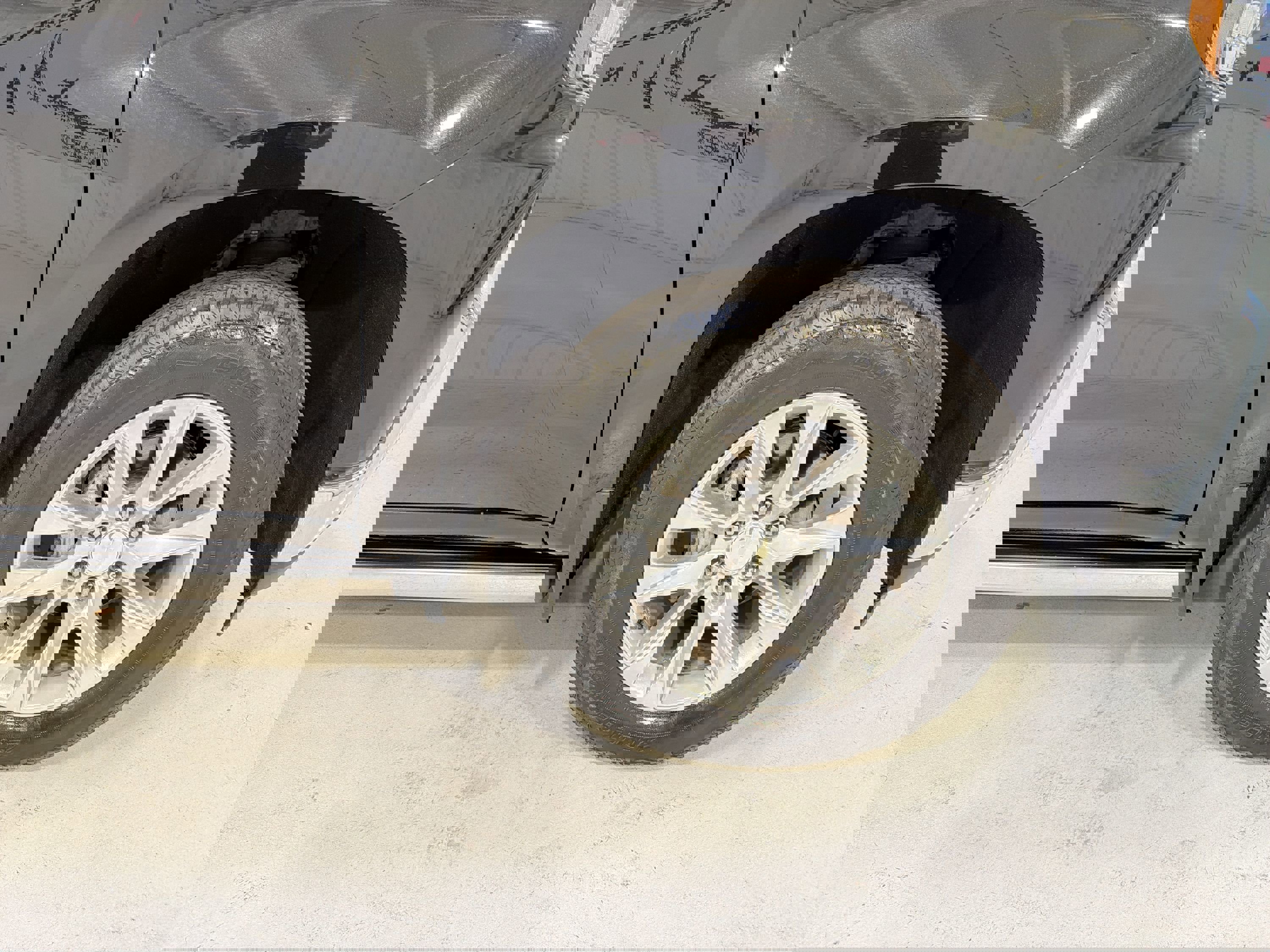 Used 2021 Chevrolet Silverado 1500 LTZ w/ Z71 Off-Road Package image 28