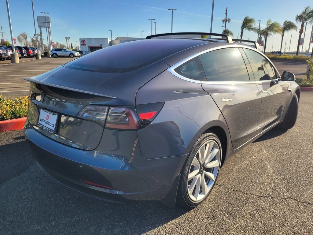 Used 2018 Tesla Model 3 Mid Range RWD image 4