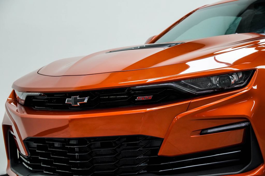 Used 2022 Chevrolet Camaro SS RWD image 2