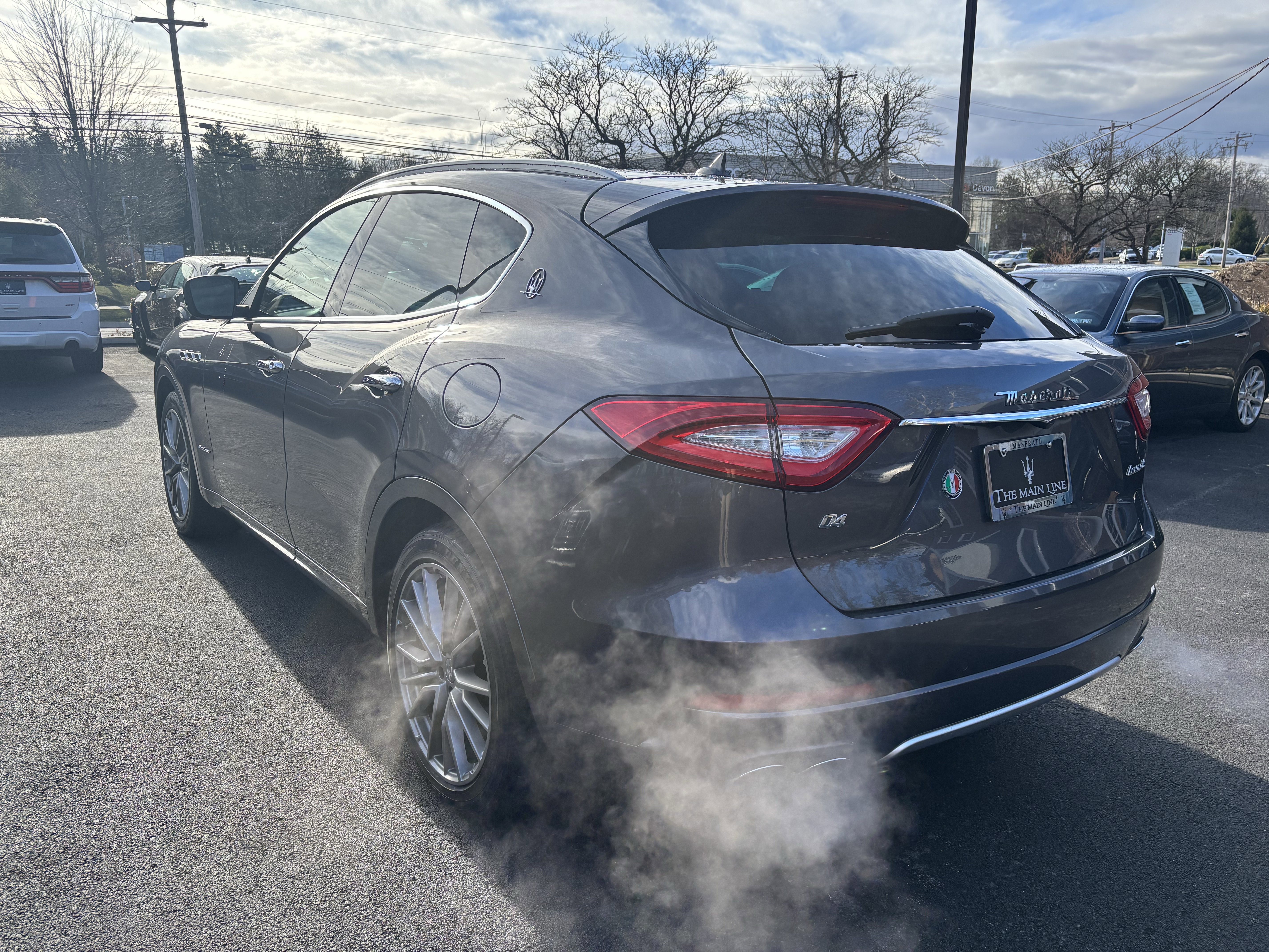 Used 2019 Maserati Levante GranLusso image 3