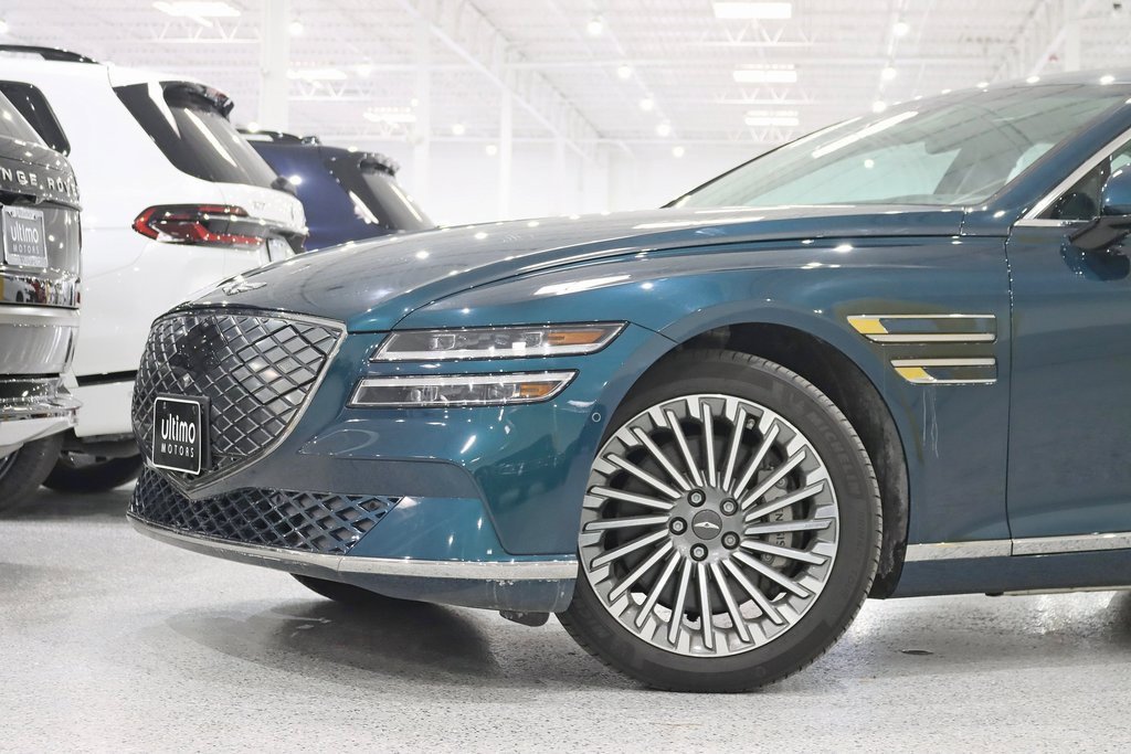 Used 2023 Genesis G80 image 2