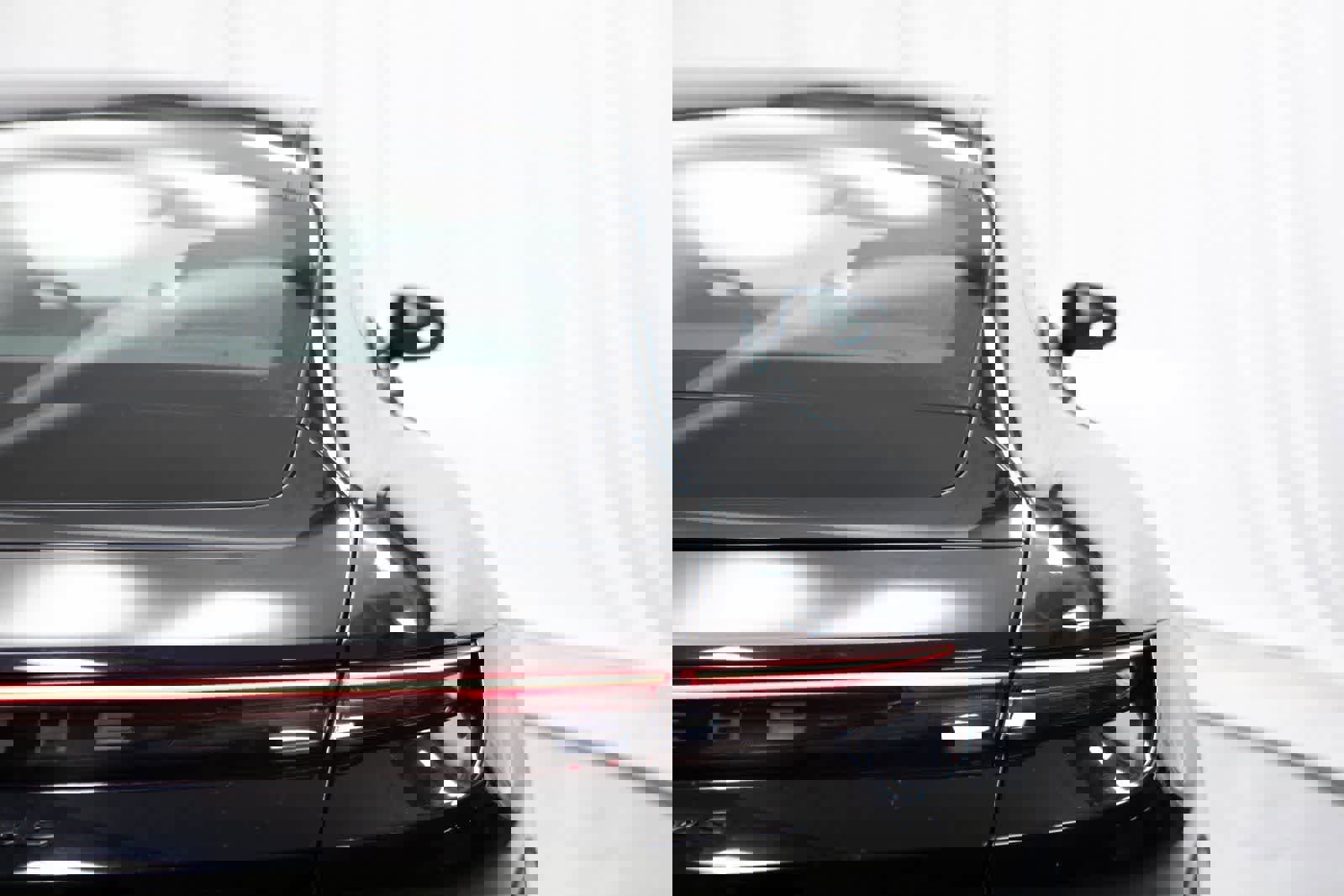 Certified 2020 Porsche Taycan Turbo S image 37