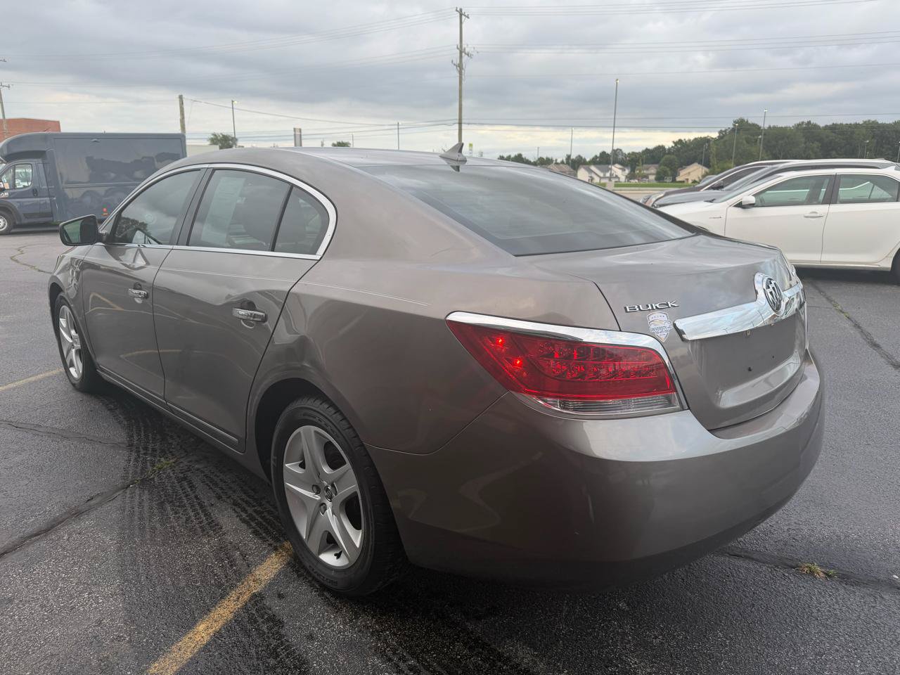 Used 2011 Buick LaCrosse CX FWD image 5