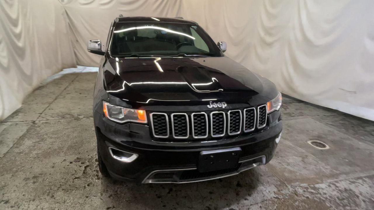Used 2021 Jeep Grand Cherokee Limited w/ Trailer Tow Group IV AWD/4WD image 3
