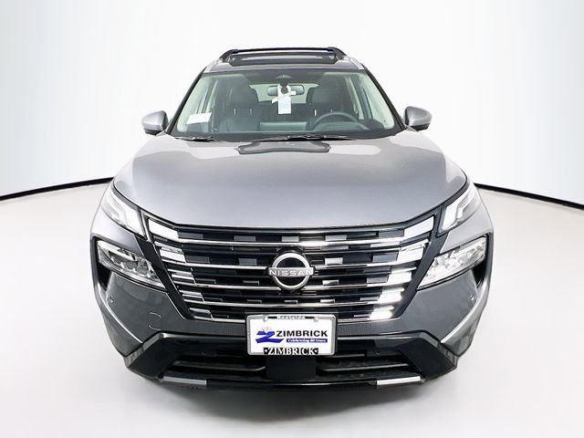 New 2026 Nissan Rogue Platinum image 2